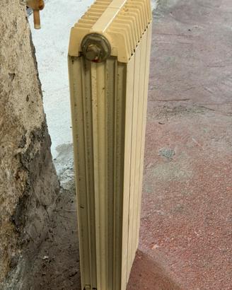 Radiatore in alluminio 4 elementi H65 cm