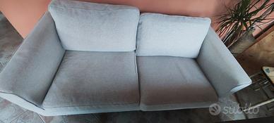 Divano Ikea colore écru /ghiaccio