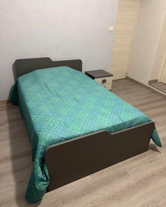 Camera da letto praticamente nuova