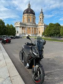 Aprilia SR 400 GT