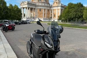 Aprilia SR 400 GT