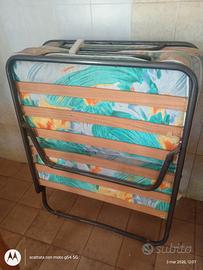Letto pieghevole singolo