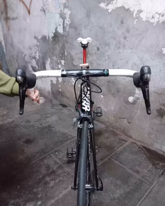 Bici da corsa professionale  in carbonio 