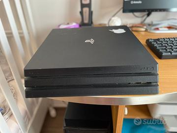 Playstation 4 pro + controller AIM