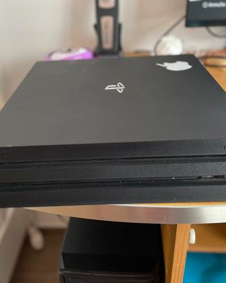 Playstation 4 pro + controller AIM