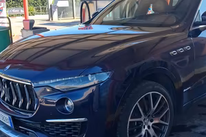 maserati levante 