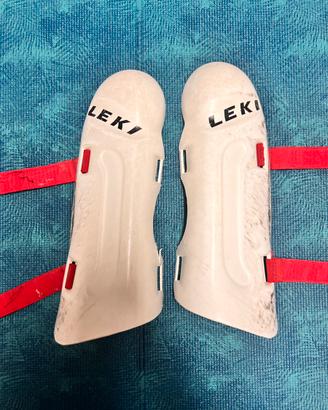 Parastinchi sci donna