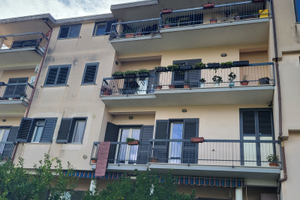 Appartamento 150mq più garage e 2 posti auto