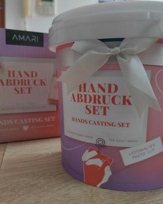 Kit per realizzare scultura delle mani