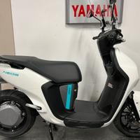 YAMAHA NEOS 50 cc elettrico