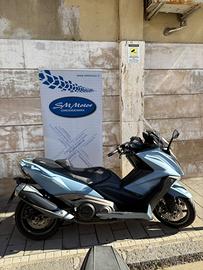 Kymco AK 550