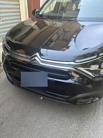 C4 130 cv 1.2 turbo benzina allestimento shine