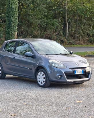 Renault Clio 1.6 16V 5 porte BVA Dynamique Automat