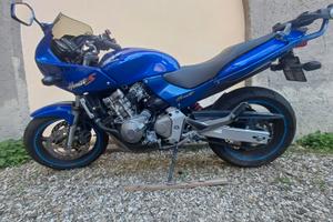 Moto Honda Hornet S 600