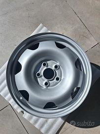 set 4 cerchi in ferro 17" VW T5/T6