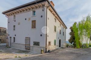 RUSTICO A NEGRAR DI VALPOLICELLA