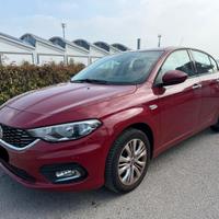 FIAT TIPO 1.4 POP - LOUNGE