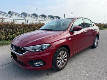 FIAT TIPO 1.4 POP - LOUNGE