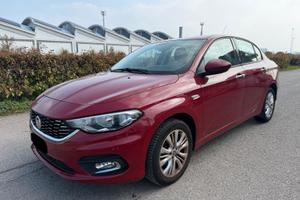 FIAT TIPO 1.4 POP - LOUNGE