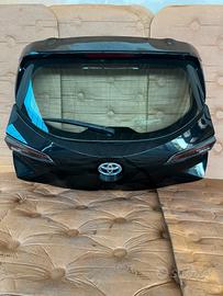 portellone posteriore Toyota Corolla E210 berlina 