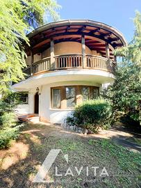 Villa a schiera con giardino ad Egna