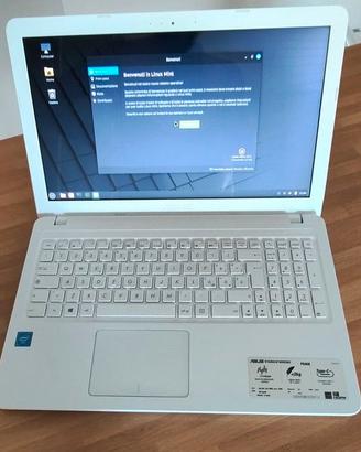 NOTEBOOK LINUX MINT BATTERIA NUOVA