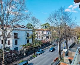 Ampio appartamento a Viale Trieste con cantina
