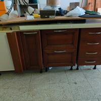 Cucina Torchetti modello Vittoria in ciliegio