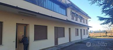 Immobile in asta di 2094 m² a Cordenons
