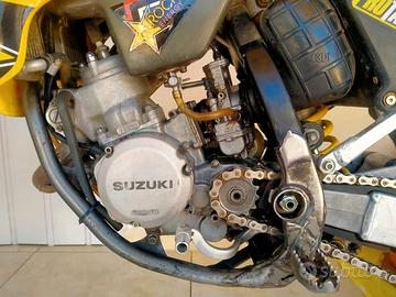 Suzuki RM 125 1996 1997 1998 1999