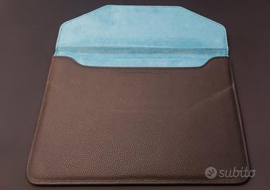 Second skin cover per tablet in ecopelle