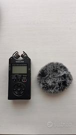Tascam registratore audio a quattro tracce
