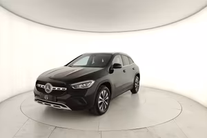 MERCEDES-BENZ GLA 180 d Business auto