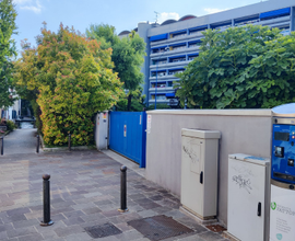 Ampio Box Auto, Garage in via Grazzano, Udine