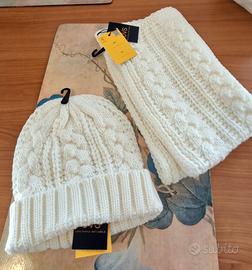 Cappello e Scaldacollo OVS nuovi