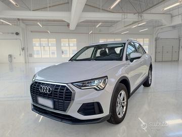 AUDI Q3 45 TFSI E S TRONIC BUSINESS SUV