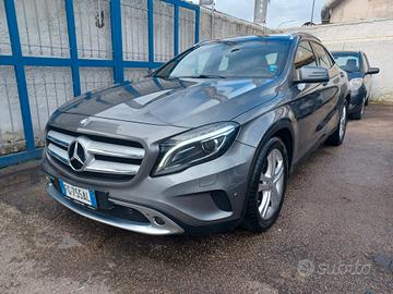 Mercedes-benz GLA 180 d NAVI LED TETTO