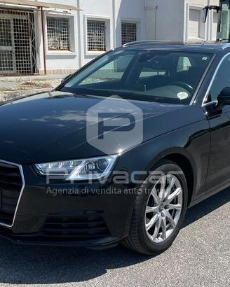 AUDI A4 Avant 35 TDI S tronic Business