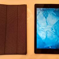 Tablet Amazon Fire 8 + cover