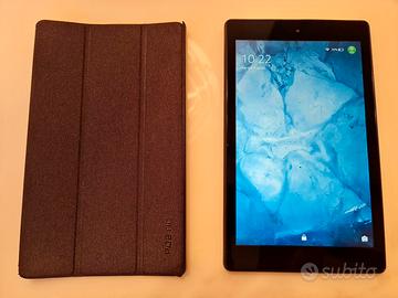 Tablet Amazon Fire 8 + cover