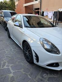 Alfa romeo giulietta quadrifoglio verde