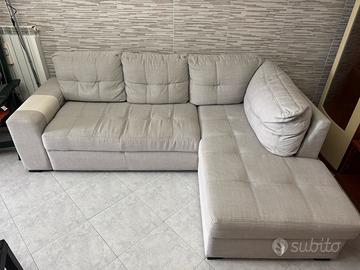 Divano con penisola