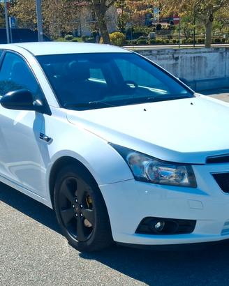 Chevrolet Cruze 2.0 Turbo Diesel 163CV