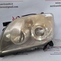 FARO ANTERIORE SINISTRO TOYOTA Avensis Berlina 2°