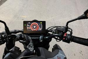 CFMOTO 300 NK