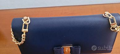 Pochette Salvatore Feragamo 