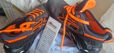 scarpe u.Power nuove numero 43