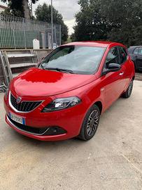 Lancia Y Hybrid My 22”