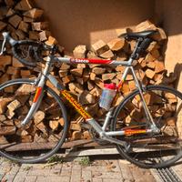 Bici cannondale da strada corsa