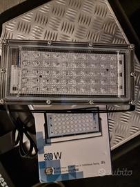 Faretto lampada led fluo alluminio 50w ip66 220v